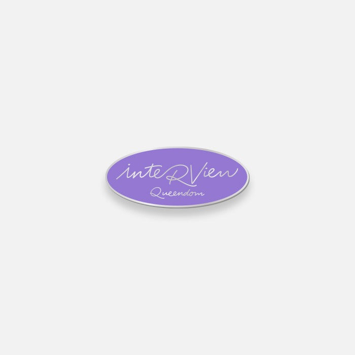 RED VELVET INTERVIEW QUEENDOM BADGE — RED VELVET INTERVIEW QUEENDOM BADGE
