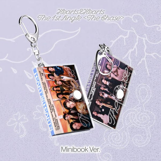 Hearts2Hearts - 1st Single Album [The Chase] — Hearts2Hearts - 1st Single Album [The Chase] (Minibook Ver.) (Random Ver.)